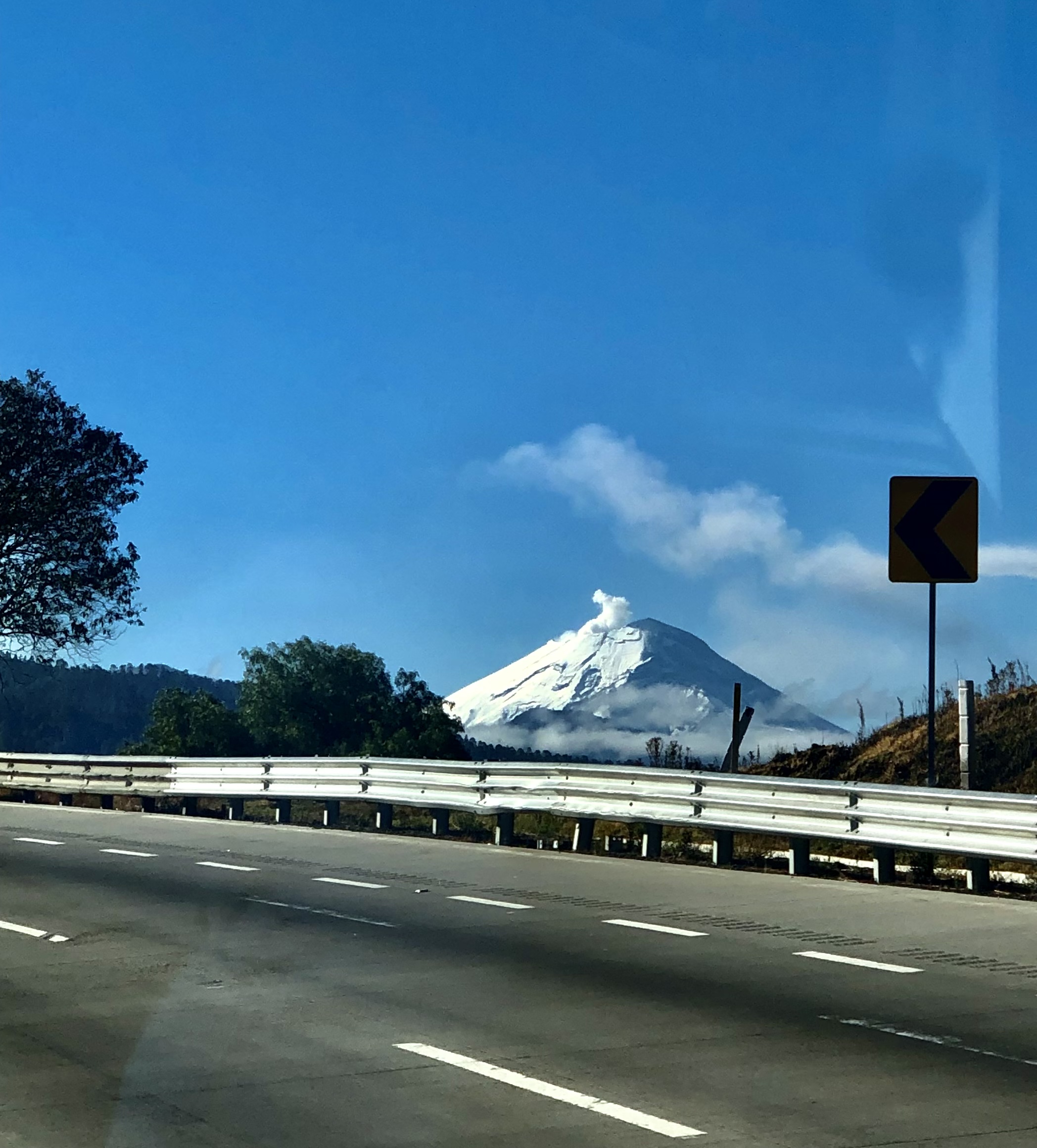Volcán vigilante