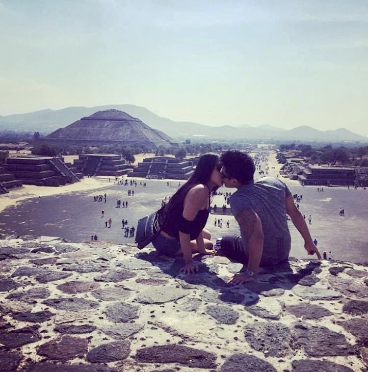 Nuestro amor en lo alto de Teotihuacán  ♥️